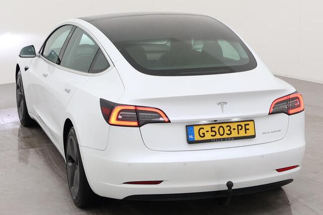 Tesla Model 3 Long Range AWD 75 kWh 351PK Autopilot FSD Comp Trekhaak Leder Camera Panodak