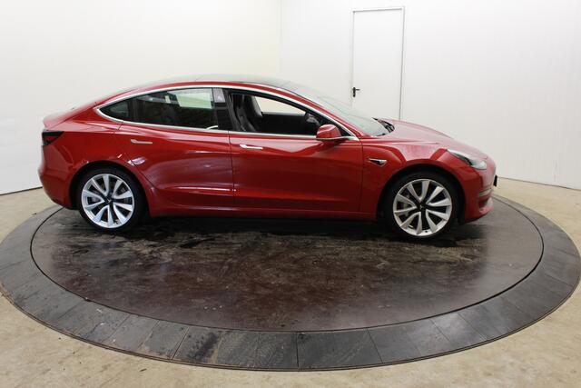 Tesla Model 3 Long Range AWD 75 kWh 19"Trekhaak Nieuwstaat Autopilot FSD Comp Leder Camera Panodak
