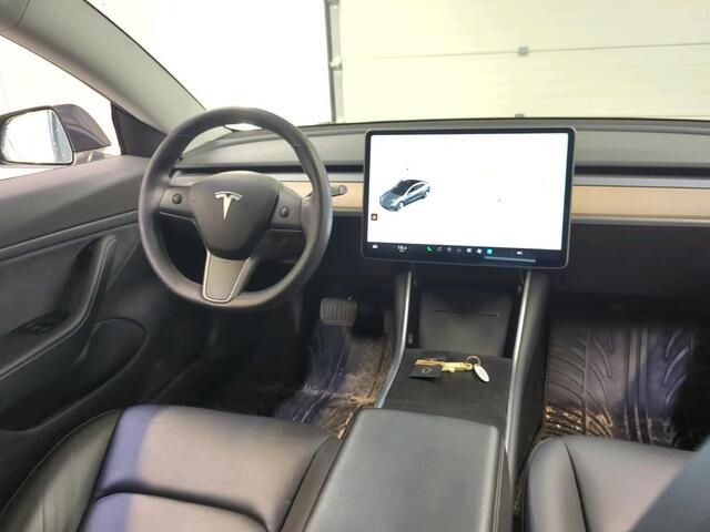 Tesla Model 3 Standard RWD Plus 60 kWh Autopilot Navi Full LED Leder Panoramadak 19" Sport Wheels PDC VA + Camera Slechts 37000 km!