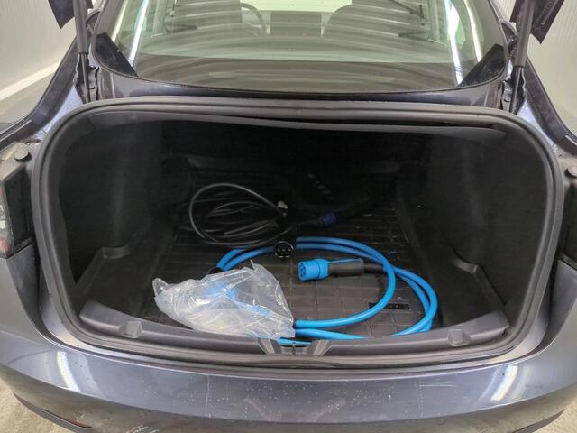 Tesla Model 3 Standard RWD Plus 60 kWh Autopilot Navi Full LED Leder Panoramadak 19" Sport Wheels PDC VA + Camera Slechts 37000 km!