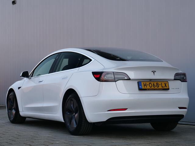 Tesla Model 3 Long Range AWD 75 kWh 351pk Automaat Autopilot / Leder / Navigatie