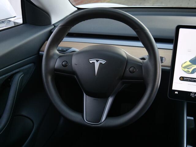 Tesla Model 3 Long Range AWD 75 kWh 351pk Automaat Autopilot / Leder / Navigatie