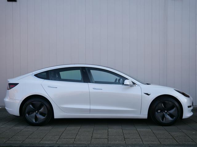 Tesla Model 3 Long Range AWD 75 kWh 351pk Automaat Autopilot / Leder / Navigatie