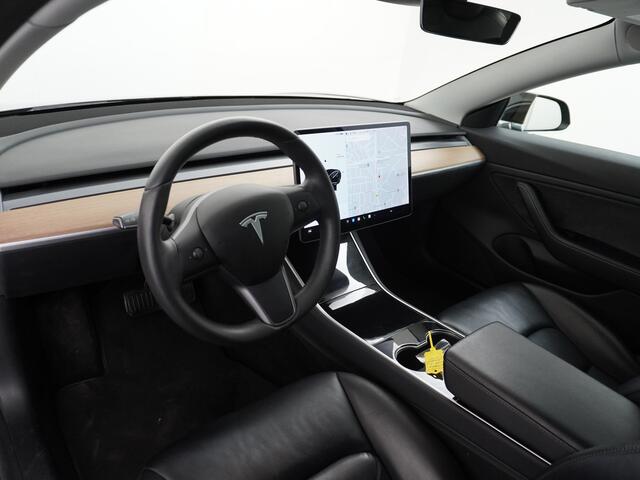 Tesla Model 3 SR+60kWh 325PK 18" AutoPilot Leer PanoDak Adaptive cruise Camera's Elektr.-Stuur+Stoelen+Spiegels+Geheugen+Easy-Entry+Verwarmde stoelen Park assistent PDC-A+Voor WIFI Ecc Lane-Assist Speed-Assist Standard RWD Plus Navi LED-a+v Comfortstoelen ACC DAB Voorv