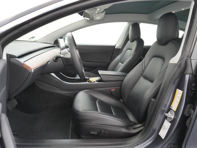 Tesla Model 3 AWD Long Range 75kWh 463PK Leder Lmv 19" FSD-Full Self Driving Computer-3 Premium Audio 4wd AutoPilot Panoramadak Camera's Leer Adaptive-Cruise-Control+Stop&Go Pdc-a+v Dual-Ecc Dual-Motor Keyless Stoel en achterbank verwarming Electr.Stoelen+Memory+Easy-E