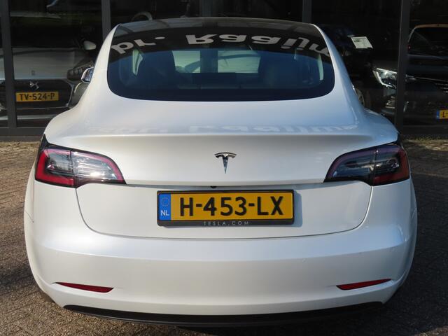 Tesla Model 3 Standard RWD Plus 60 kWh