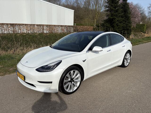 Tesla Model 3 Long Range AWD 75 kWh / LEER / PANORAMADAK / AUTOPILOT / 82dkm! / INCL BTW
