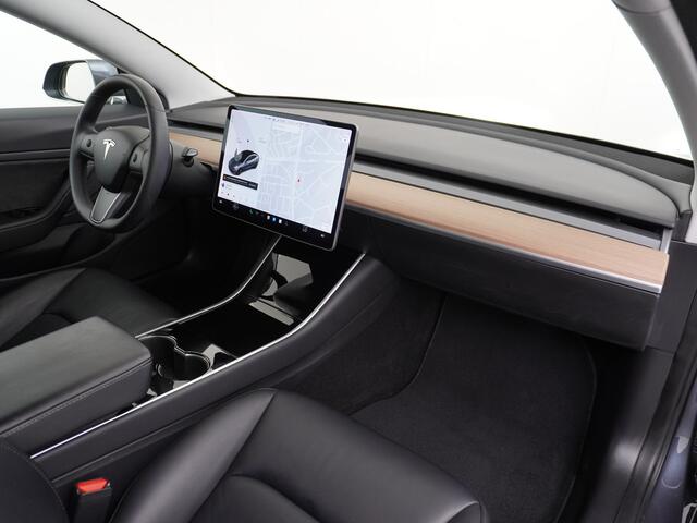 Tesla Model 3 Long Range AWD 75kWh 463PK 18" FSD-Computer 3 Premium Audio 4WD AutoPilot Panoramadak Camera's Leder Adaptive-Cruise-Stop&Go Pdc Ecc Dual Motor Stoel en achterbank verwarming Keyless Electr.Stoelen+Memory+Easy-Entry WiFi Origineel Nederlandse auto Grootst