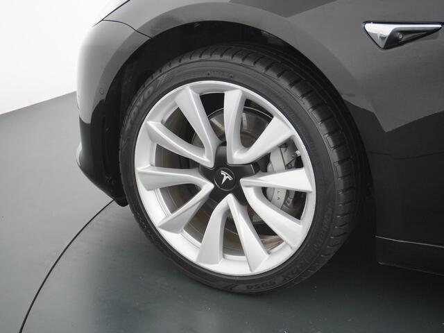 Tesla Model 3 RWD SR+ 60kWh 325PK Trekhaak Lmv 19" AutoPilot FSD-3 Comp. Premium Luidsprekers Leder PanoDak Adaptive-Cruise Camera's Elektr.-Stuur+Stoelen+Spiegels+Geheugen+Easy-Entry+Verwarmde stoelen ParkAssistent PDC WIFI Ecc Lane-Assist Speed-Assist RWD Navi LED Co