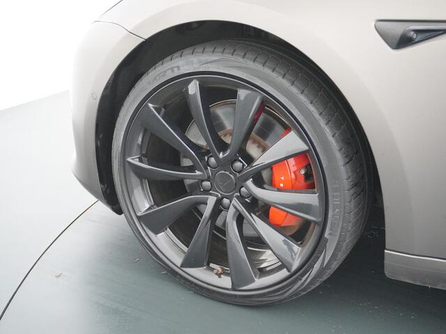 Tesla Model 3 Performance AWD 75kWh 513PK 0-100kmh in 3,4 sec. Leder Adap.Cruise Autopilot Keyless Lmv 20" Camera's Stoelverw. Panodak Performance pakket Premium Audio Dodehoek detector Wifi Led Navi Ecc Bluetooth Voorzien van wrap 1e Eigenaar Origineel Nederlandse Aut