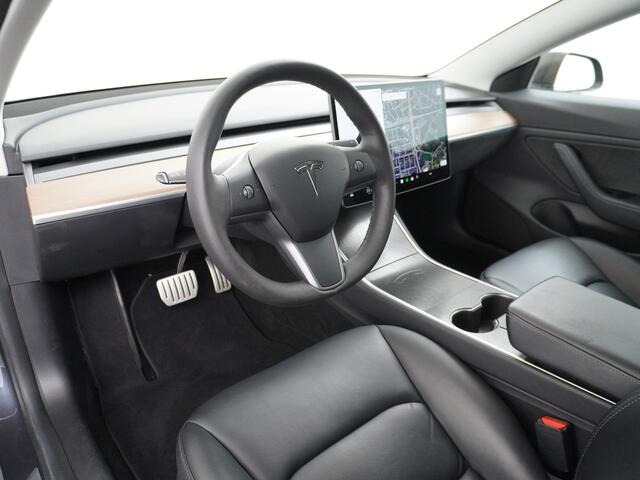 Tesla Model 3 Performance AWD 75kWh 513PK 0-100kmh in 3,4 sec. Leder Adap.Cruise Autopilot Keyless Lmv 20" Camera's Stoelverw. Panodak Performance pakket Premium Audio Dodehoek detector Wifi Led Navi Ecc Bluetooth Voorzien van wrap 1e Eigenaar Origineel Nederlandse Aut