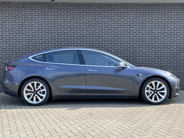 Tesla Model 3 Long Range AWD 75 kWh | Camera | Auto pilot | Navigatie