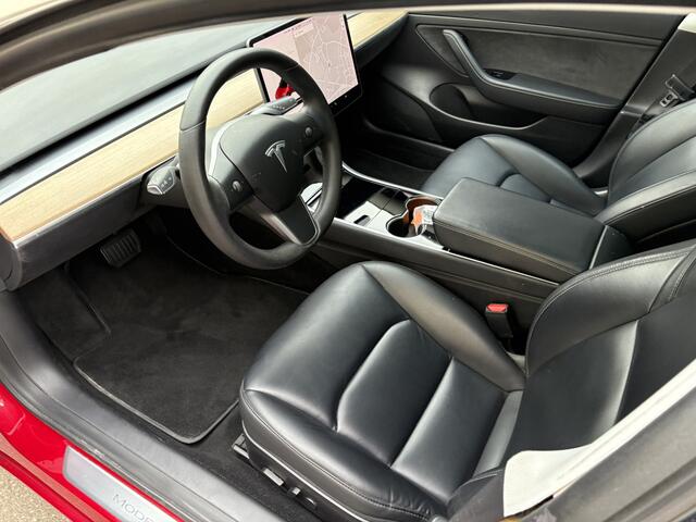 Tesla Model 3 Standard RWD Plus 60 kWh / LEER / PANORAMADAK / AUTOPILOT / 116DKM! / INCL BTW