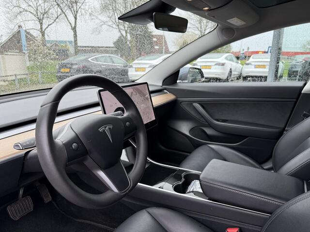 Tesla Model 3 Range Plus RWD | Autopilot | Panorama | Leder |