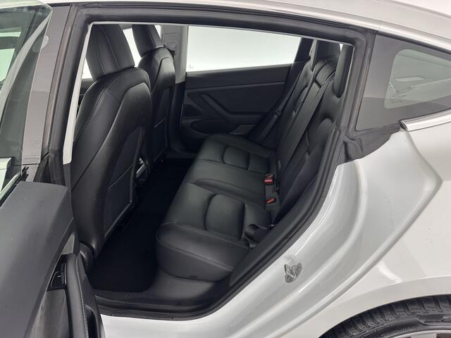 Tesla Model 3 Standard RWD Plus 60 kWh [ 3-Fase ] (INCL-BTW) Aut. *PANO | AUTO-PILOT | NAPPA-LEATHER | KEYLESS | FULL-LED | MEMORY-PACK | SURROUND-VIEW | DAB | CARPLAY | DIGI-COCKPIT | LANE-ASSIST | COMFORT-SEATS | 19"ALU*