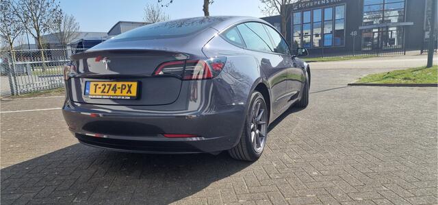 Tesla Model 3 Standard RWD Plus 60 kWh