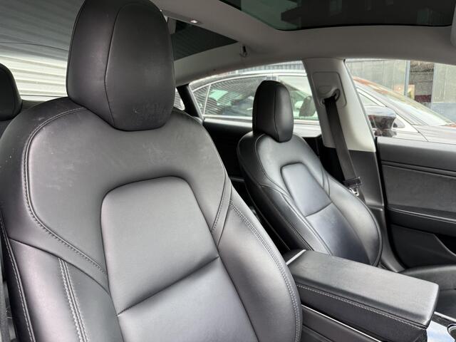 Tesla Model 3 Long Range AWD 75 kWh | Binnenkort verwacht! | Dodehoek detectie | Voorstoelen verwarmd |