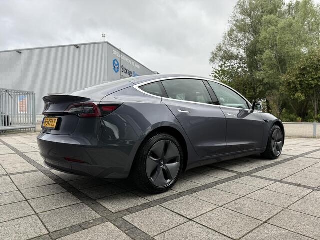 Tesla Model 3 Range Plus RWD | Autopilot | Panorama | Leder |
