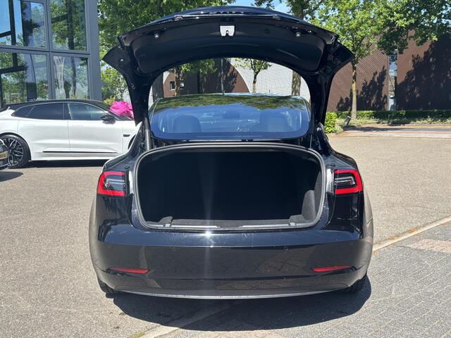 Tesla Model 3 Standard RWD Plus 60 kWh AUTOPILOT | LEDER | RIJKLAAR INCL. 12 MND,. BOVAGGARANTIE