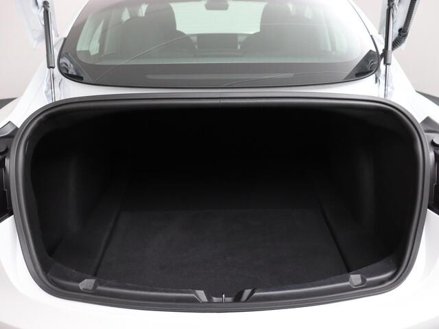 Tesla Model 3 Long Range AWD 75 kWh | Trekhaak | Pano | Navigatie!