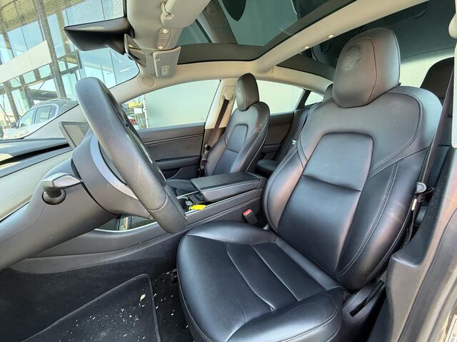 Tesla Model 3 BWJ 2019 Long Range 351 PK AWD 75 kWh NIEUW BINNEN! LEER / CLIMA / AUTOPILOT / CRUISE / LMV / PDC / PANORAMADAK / STOELVERWAMING