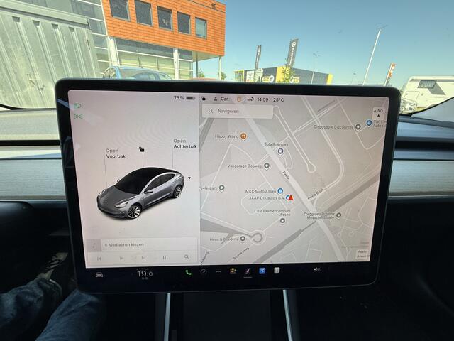 Tesla Model 3 BWJ 2019 Long Range 351 PK AWD 75 kWh NIEUW BINNEN! LEER / CLIMA / AUTOPILOT / CRUISE / LMV / PDC / PANORAMADAK / STOELVERWAMING