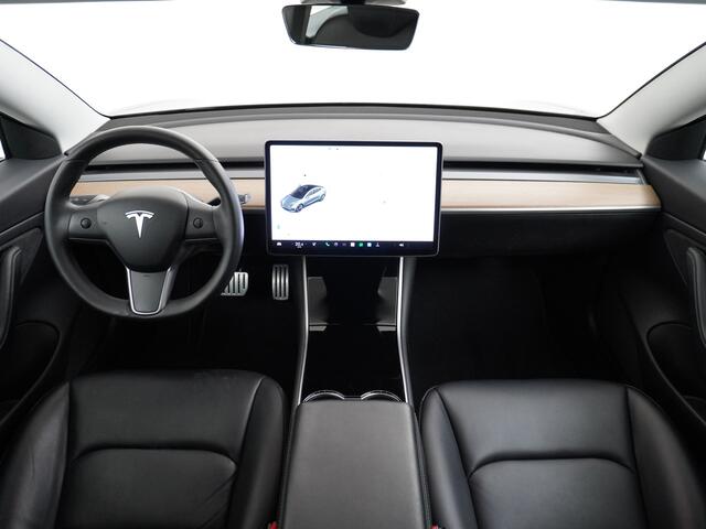 Tesla Model 3 Performance AWD 513pk 0-100 in 3,4 sec! Lmv-20" FSD-Comp.3 AutoPilot Carbon-Spoiler Premium-HiFi Pano.dak Camera Leer Adaptive-Cruise+Stop&Go PDC Wifi Ecc Dual Motor Long Range 75kWh Stoel en achterbank verwarming Keyless Camera Navi LED ACC DAB Voorverwa