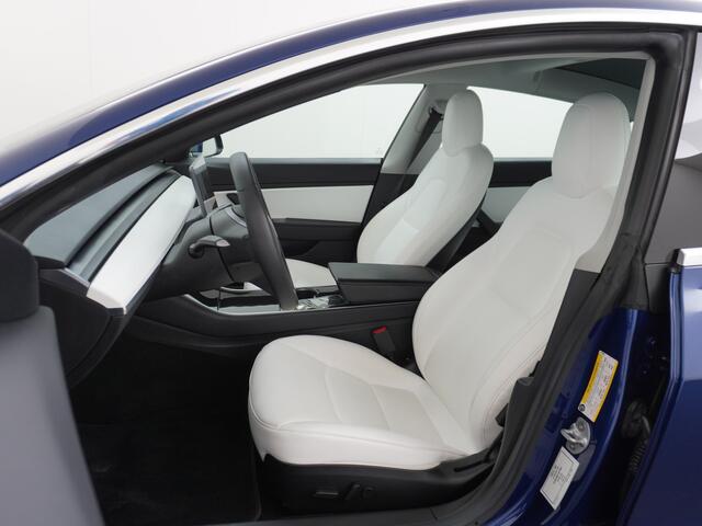 Tesla Model 3 Long Range AWD 75kWh 463PK Lmv 19" Ivoor Interieur FSD-Full Self Driving Computer-3 Premium Audio 4wd AutoPilot Panoramadak Camera's Leer Adaptive-Cruise-Control+Stop&Go Pdc-a+v Dual-Ecc Dual-Motor Keyless Stoel en achterbank verwarming Electr.Stoelen+Mem