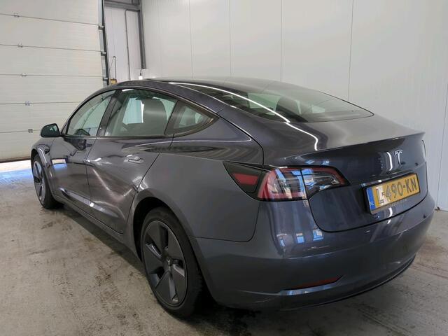 Tesla Model 3 Range Plus RWD | Autopilot | Panorama | Leder |