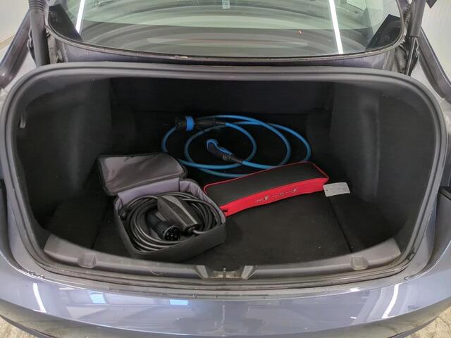 Tesla Model 3 Range Plus RWD | Autopilot | Panorama | Leder |