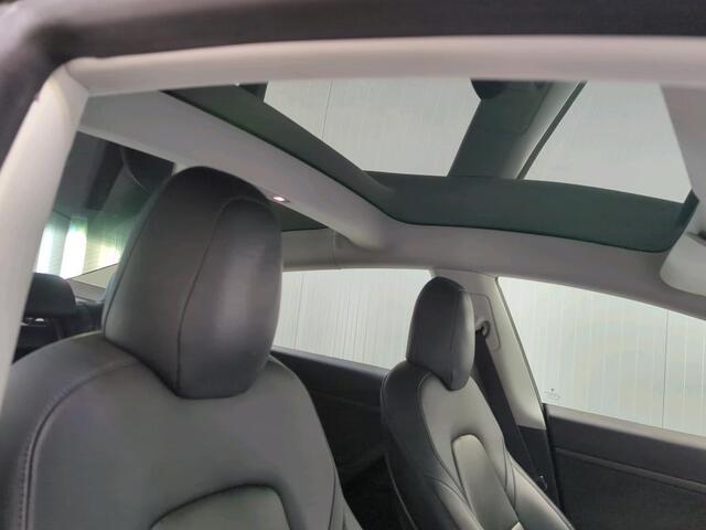 Tesla Model 3 Range Plus RWD | Autopilot | Panorama | Leder |