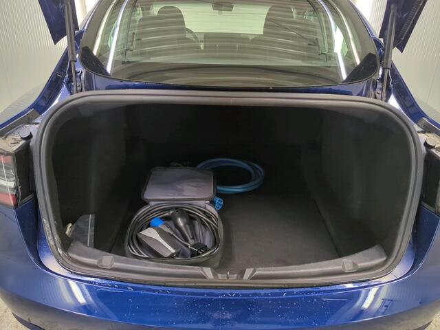 Tesla Model 3 Range Plus RWD | Autopilot | Panorama | Leder |
