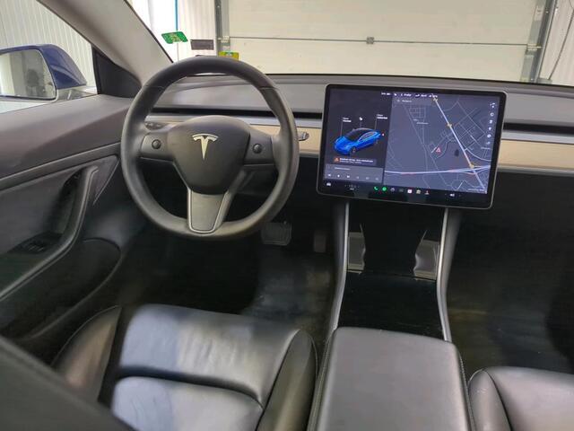 Tesla Model 3 Range Plus RWD | Autopilot | Panorama | Leder |