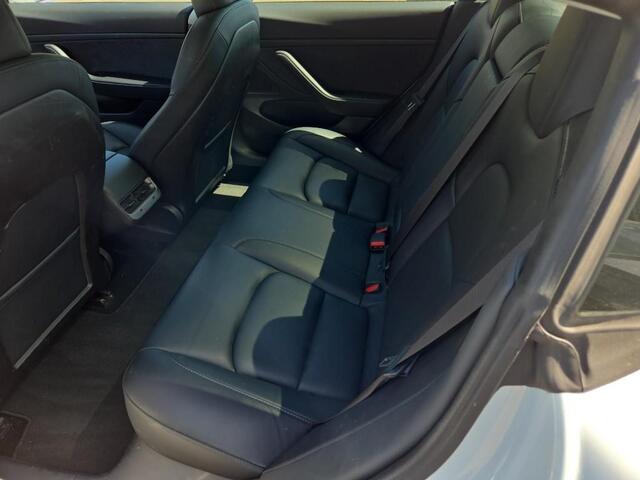 Tesla Model 3 Range Plus | Autopilot | Panorama | Leder |