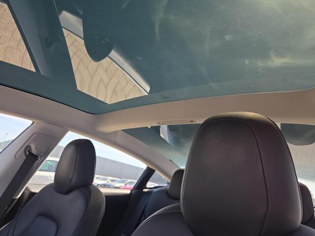 Tesla Model 3 Range Plus | Autopilot | Panorama | Leder |