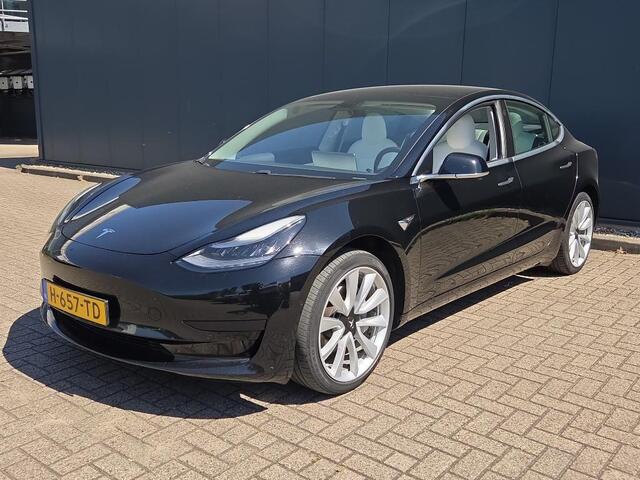 Tesla Model 3 Range Plus | Autopilot | Panorama | Trekhaak | Wit Leder |