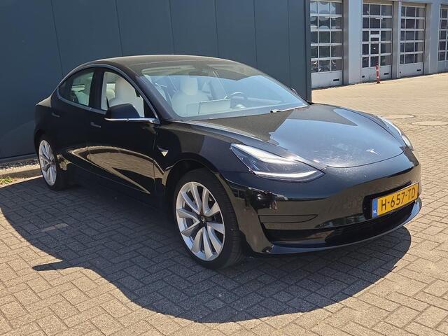 Tesla Model 3 Range Plus | Autopilot | Panorama | Trekhaak | Wit Leder |