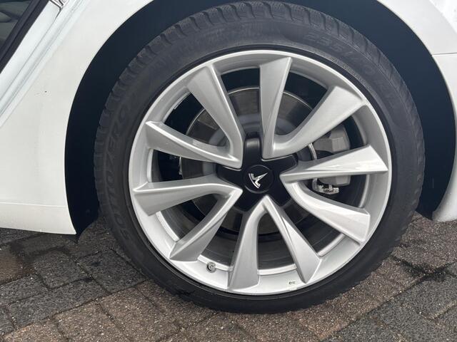 Tesla Model 3 RWD 60 kWh HIGHLANDER | AUTOPILOT | TESLA GARANTIE T/M 3-2028