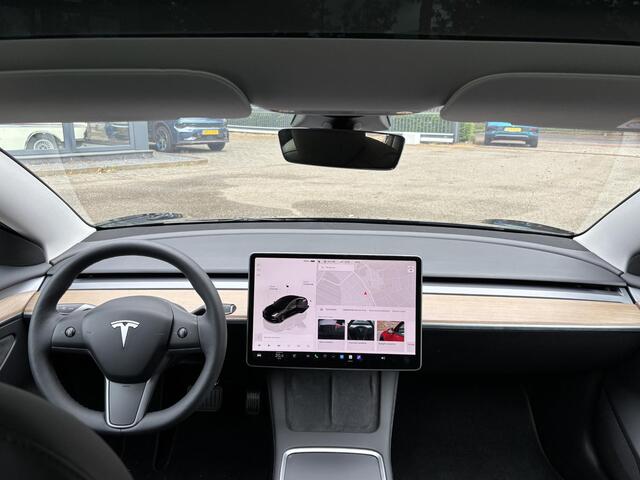 Tesla Model 3 Standard RWD Plus 60 kWh ORIG. NL. NAP KM. | AUTOPILOT | TESLA GARANTIE T/M 3-2027