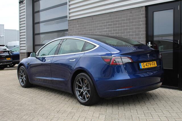 Tesla Model 3 Long Range AWD 75 kWh / Autopilot / N.A.P.