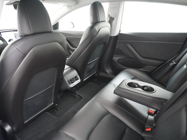 Tesla Model 3 RWD SR+ 60kWh 325PK FSD 3-Computer 18" AutoPilot Leder PanoDak Adaptive-Cruise Lmv Camera's Elektr.-Stuur+Stoelen+Spiegels+Geheugen+Easy-Entry+Verwarmde stoelen Park assistent PDC WIFI Lane-Assist Speed-Assist Navi LED Comfortstoelen ACC DAB Voorverwarmen