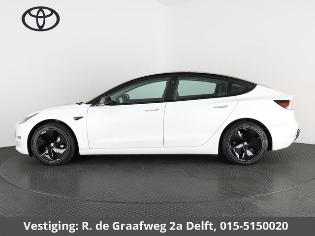 Tesla Model 3 Long Range AWD 75 kWh ACCU 87% | Dodehoek detectie | Voorstoelen verwarmd | Trekhaak |
