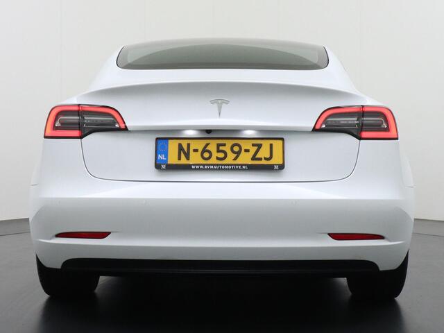 Tesla Model 3 Standard RWD Plus 60 kWh FACELIFT | AUTOPILOT | RIJKLAAR INCL. 12 MND. BOVAGGARANTIE