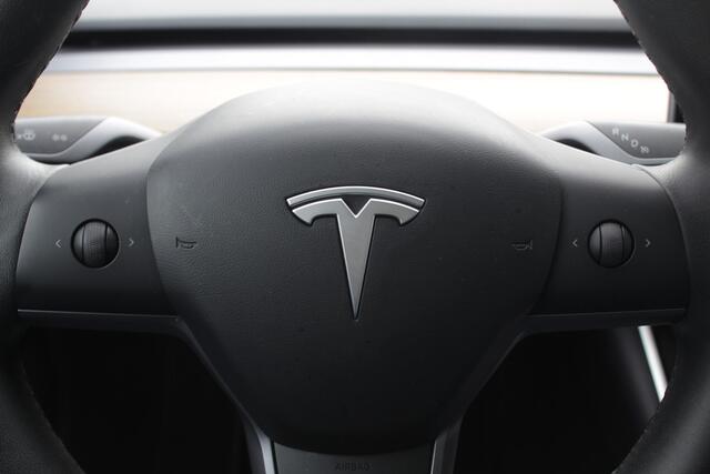 Tesla Model 3 Long Range AWD 75 kWh / Autopilot / Carbon / Panoramadak / Camera / Premium Audio / 19'' / Leder