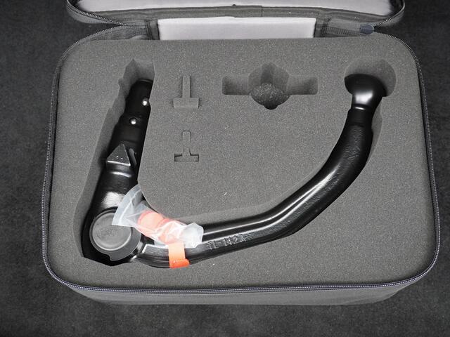 Tesla Model 3 RWD SR+ 60kWh Trekhaak Af-Fabriek Leder Adaptieve Cruise Control Panoramadak Stoelverwarming Navi Ecc Autopilot Camera's Lmv Intel Atom® Wifi Keyless DAB Spotify Apple Music Tidal Bluetooth Premium Luidsprekers 1.000kg Trekvermogen 1e Eigenaar Origineel N