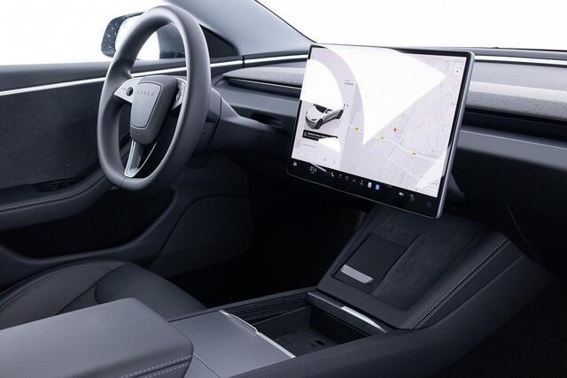 Tesla Model 3 Long Range AWD 78 kWh | Trekhaak | PANORAMADAK