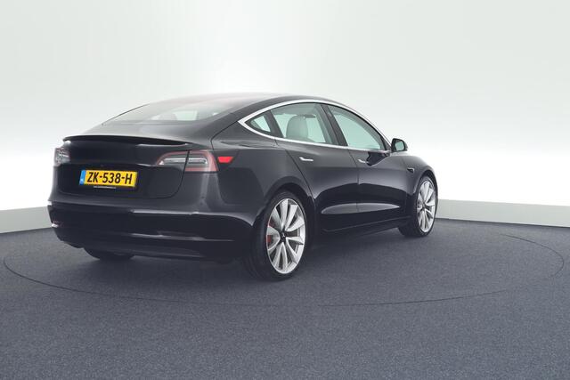 Tesla Model 3 Performance AWD 462pk 75 kWh Wit interieur Navigatie