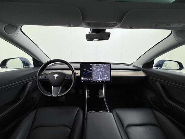 Tesla Model 3 RWD SR+ 60kWh 325PK Lmv 18" AutoPilot FSD 2.5 Leder PanoDak Adaptive-Cruise Lmv Camera's Elektr.-Stuur+Stoelen+Spiegels+Geheugen+Easy-Entry+Verwarmde stoelen Park assistent PDC WIFI Lane-Assist Speed-Assist Navi LED Comfortstoelen ACC DAB Voorverwarmen in