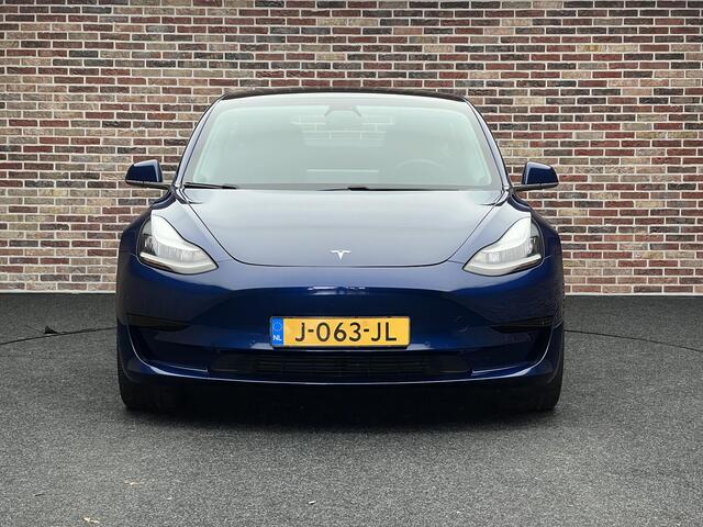 Tesla Model 3 Standard RWD Plus 60 kWh DAK LEDER