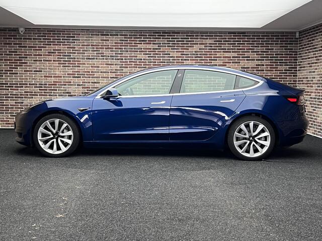 Tesla Model 3 Standard RWD Plus 60 kWh DAK LEDER